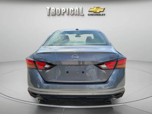 Used 2024 Gray Nissan 2.5 SR image 4