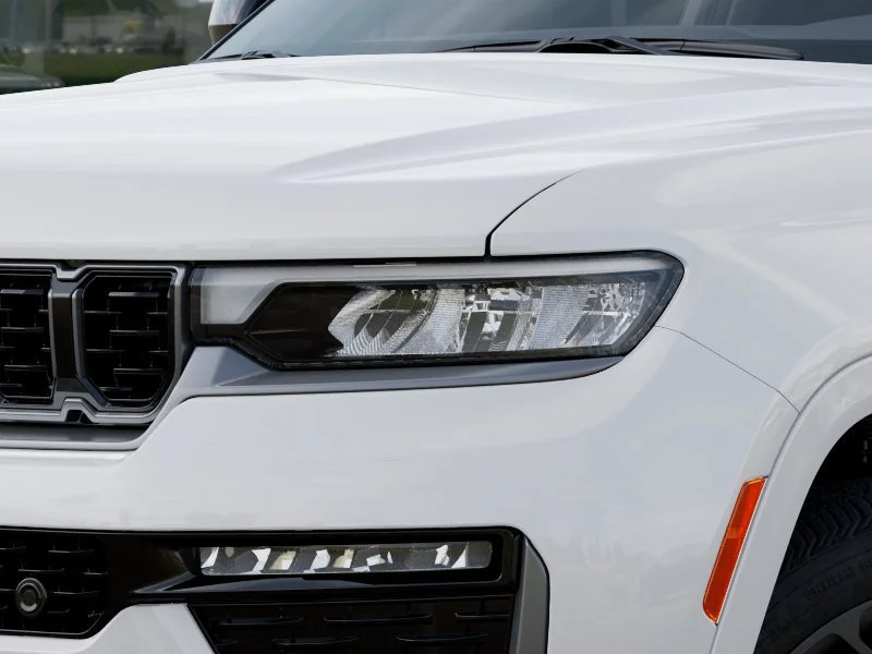 New 2027 Bright White Clear-Coat Paint Jeep Summit image 10