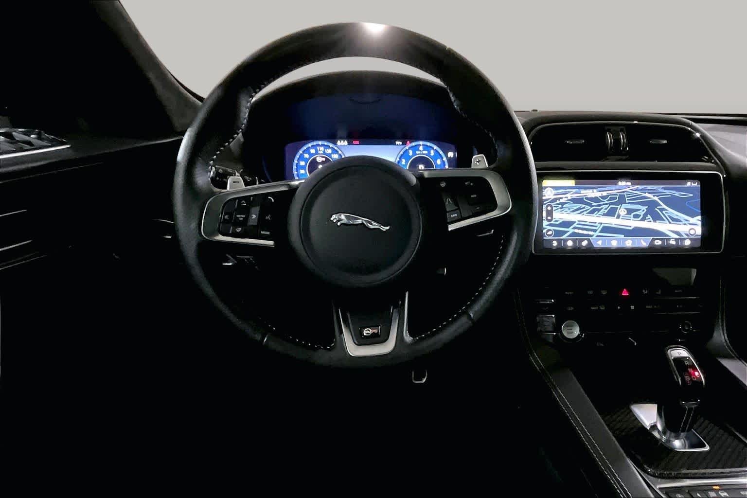 Used 2020 BLACK Jaguar SVR image 5