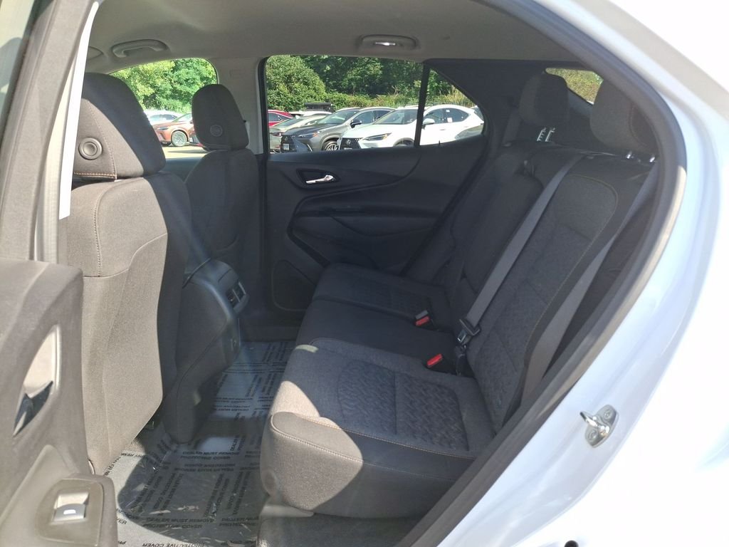 Used 2024 White Chevrolet LT image 23