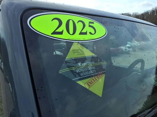 Used 2025 Gray Jeep Rubicon image 27