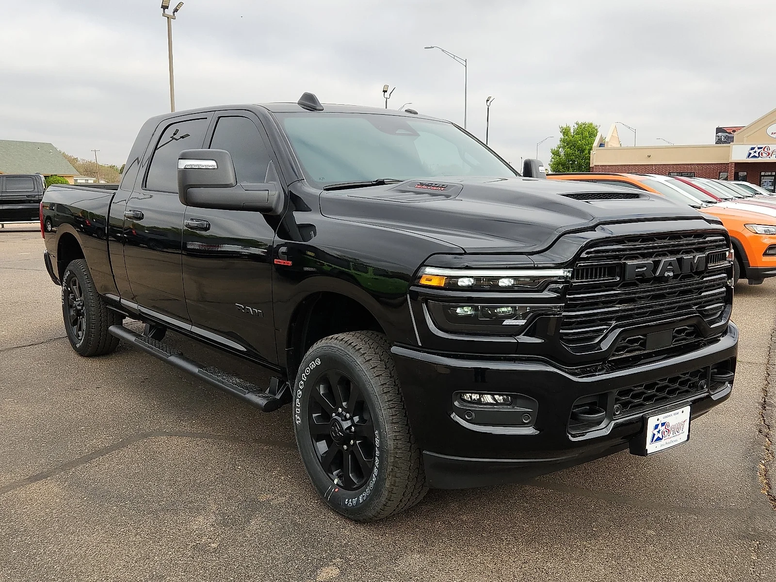 New 2026 PXJ Diamond Bla Ram LARAMIE MEGA CAB 4X4 6
