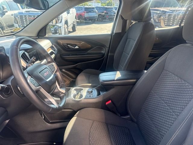 Used 2021 Silver GMC SLE image 12