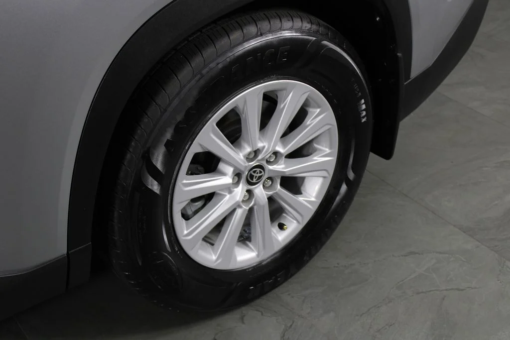 Used 2024 Silver Toyota XLE image 10