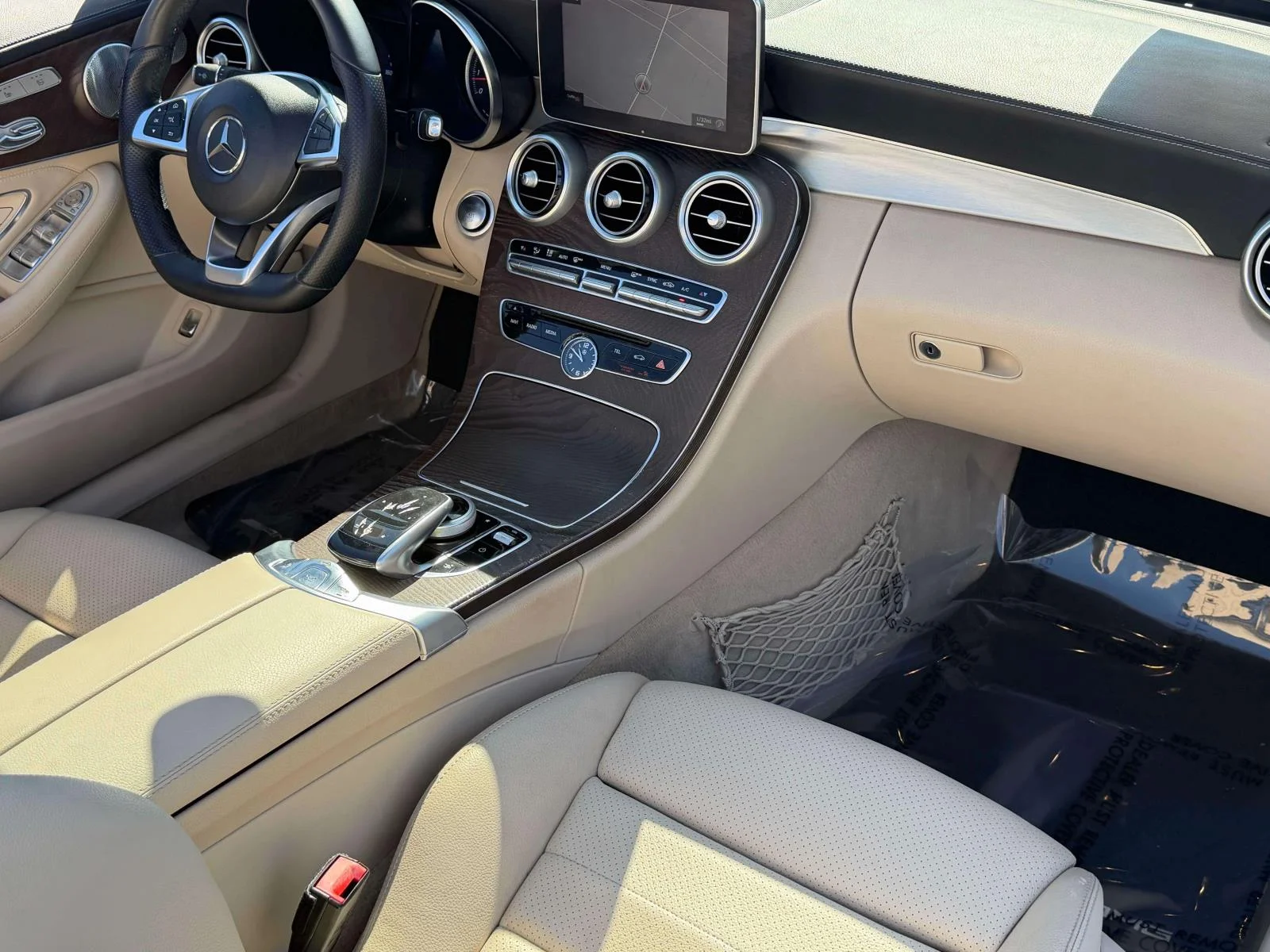 Used 2017  Mercedes-Benz C300 4MATIC® image 32