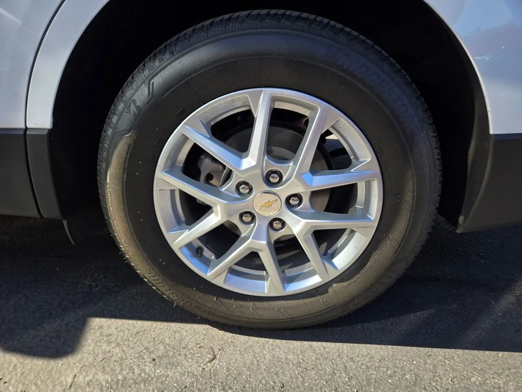 Used 2024 Summit White Chevrolet LS image 3