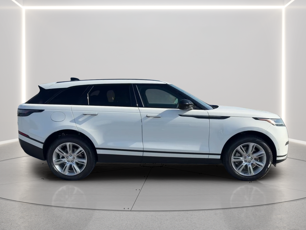 New 2026 Fuji White Land Rover S image 4