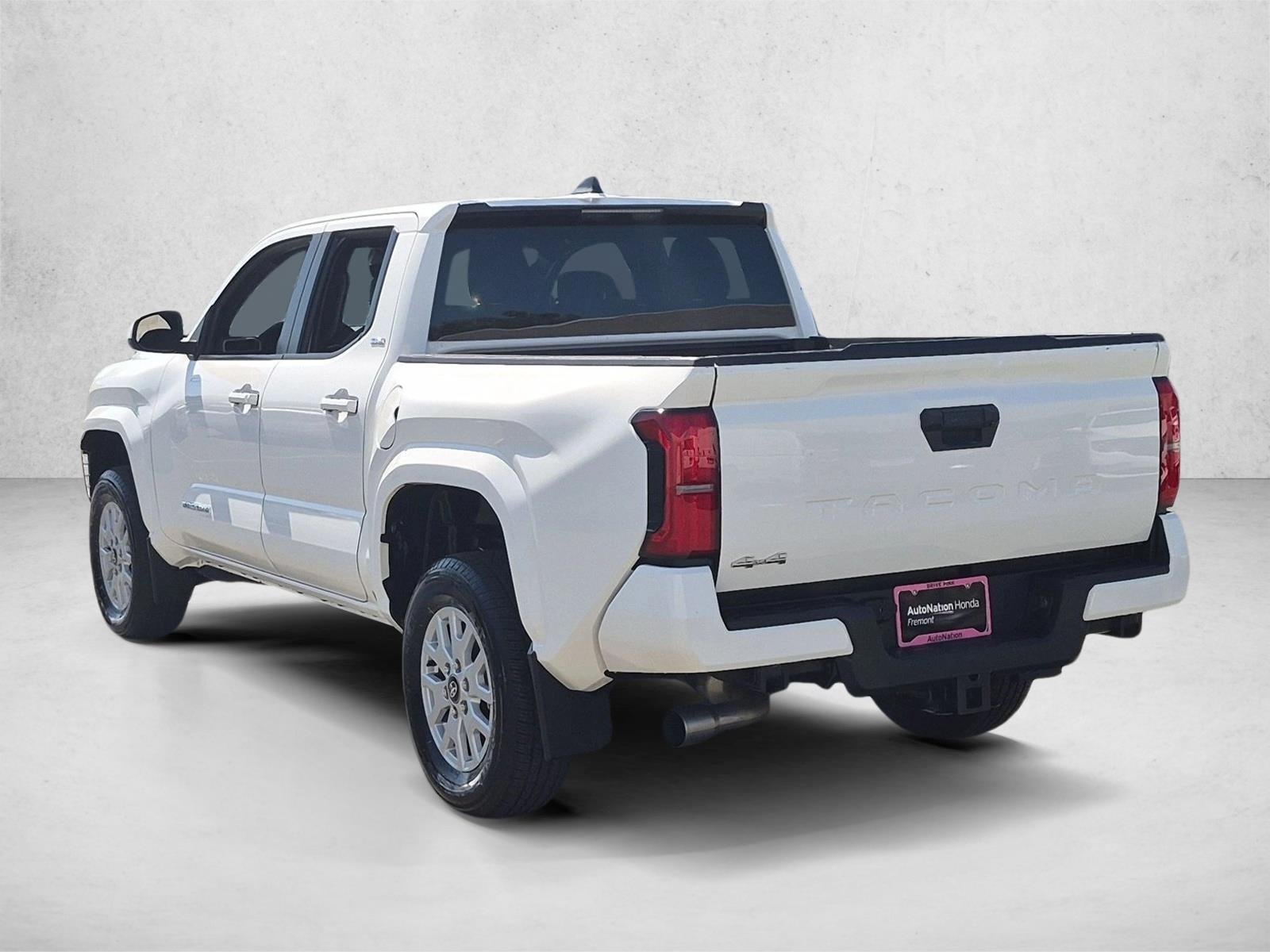 Used 2024 Ice Cap Toyota SR5 image 8