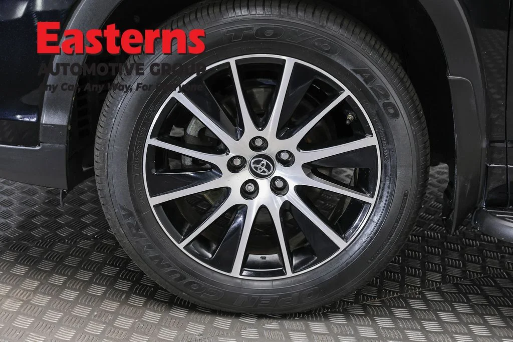 Used 2018 Black Toyota SE image 32
