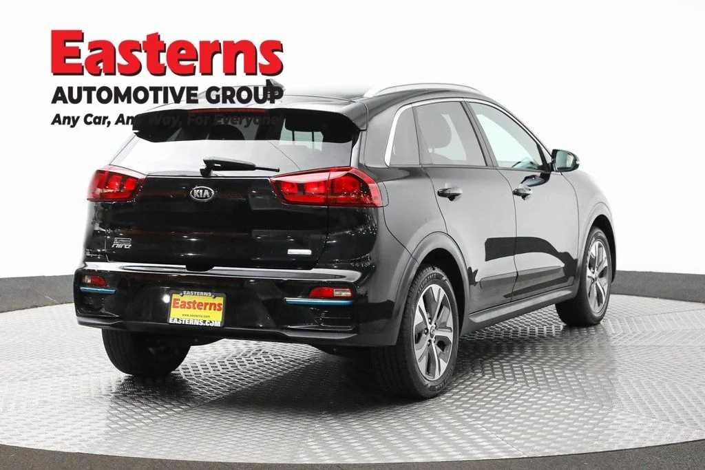 Used 2021 Black Kia EX image 5