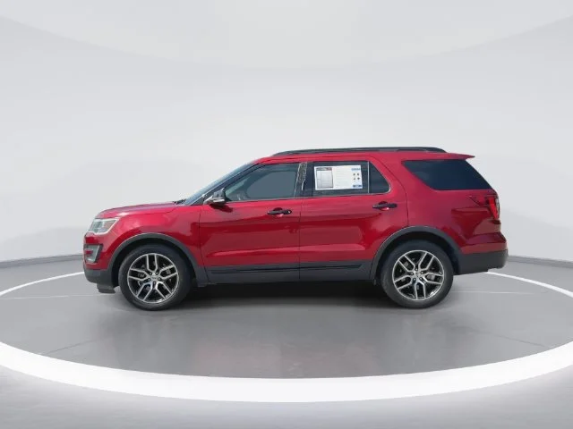 Used 2016 Red Ford Sport image 5