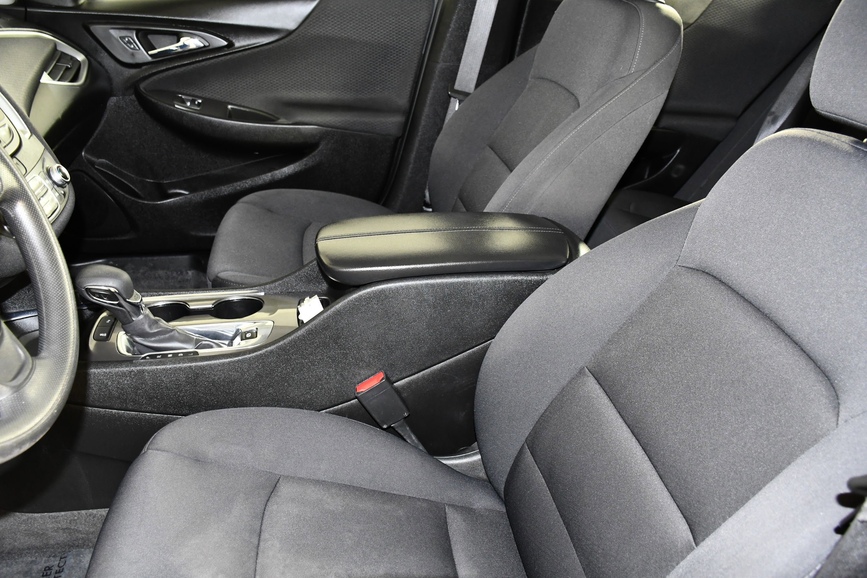 Used 2024 Sterling Gray Metallic Chevrolet LT image 38