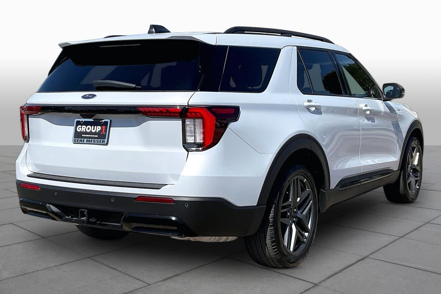 Used 2026 Space Gray Ford ST-Line image 12