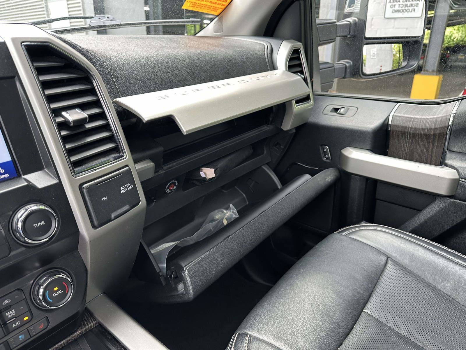 Used 2020 Black Ford LARIAT image 19