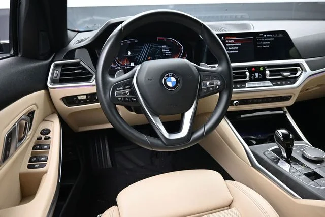 Used 2022 Black BMW 330i image 12