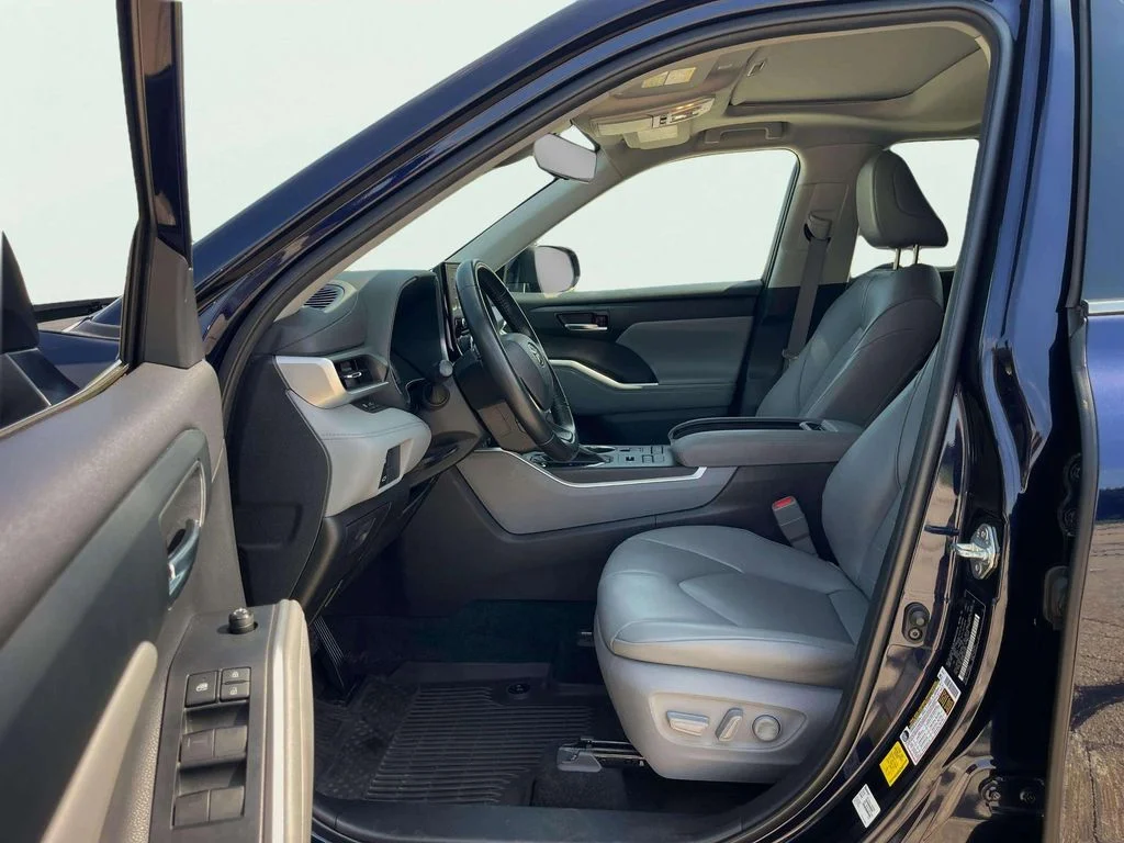 Used 2022 Blueprint Toyota XLE image 28