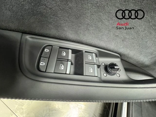 New 2026 Black Audi 4.0T image 32