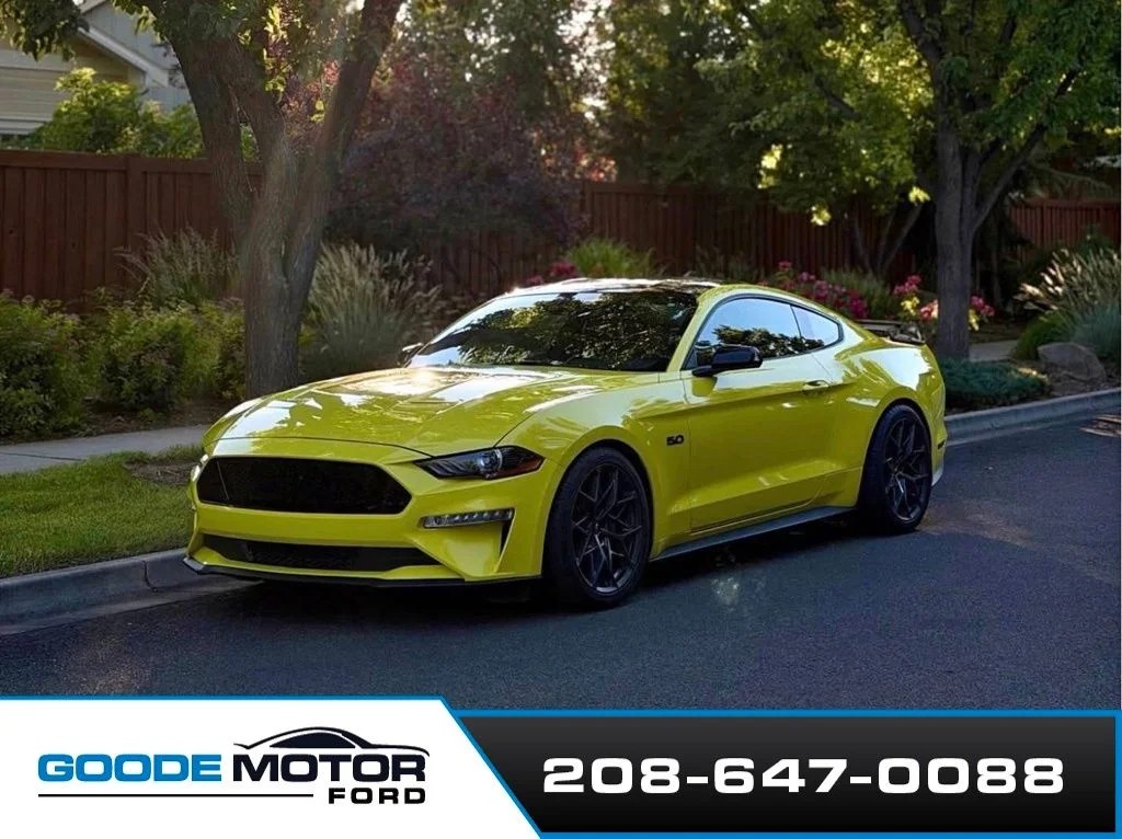 2021 Ford Mustang GT Coupe's photo