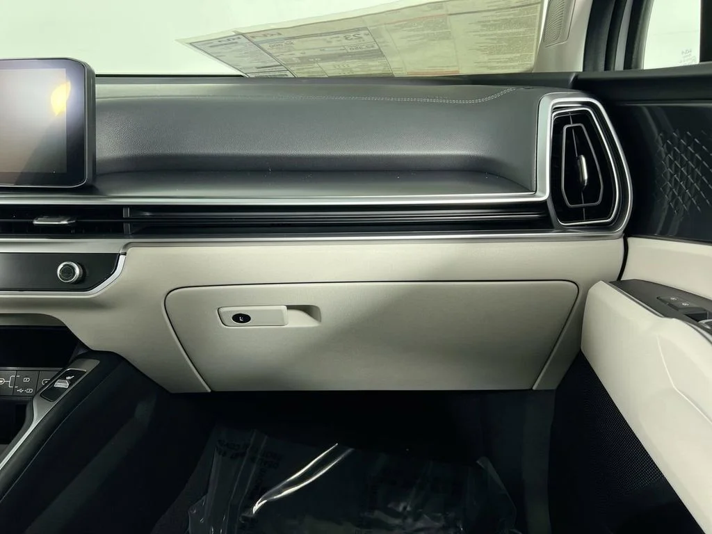 2026 Kia Sorento EX - Photo 34