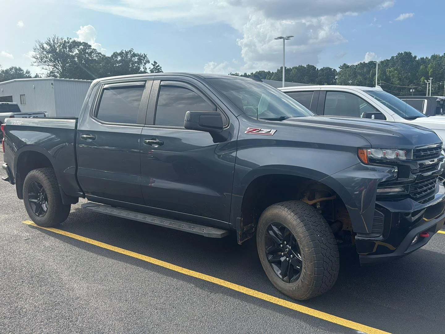 Used 2021 SHADOW GRAY METALLIC Chevrolet LT Trail Boss image 10