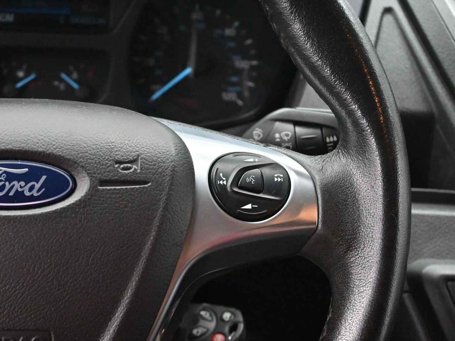 Used 2019  Ford 250 image 23