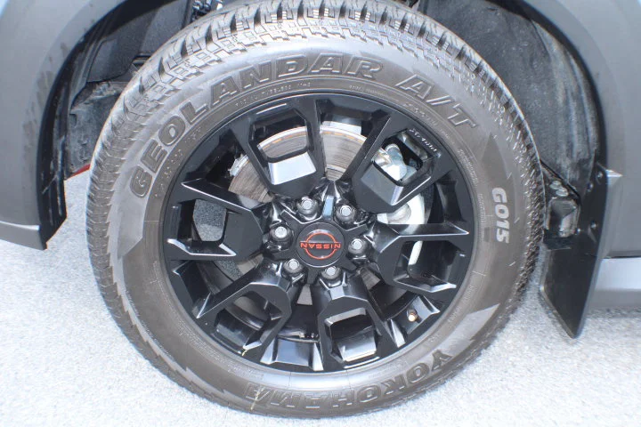 Used 2025 Gray Nissan PRO-4X 4WD image 5