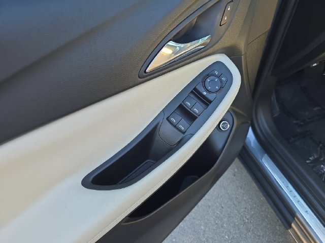 Used 2021 Gray Buick Select image 11