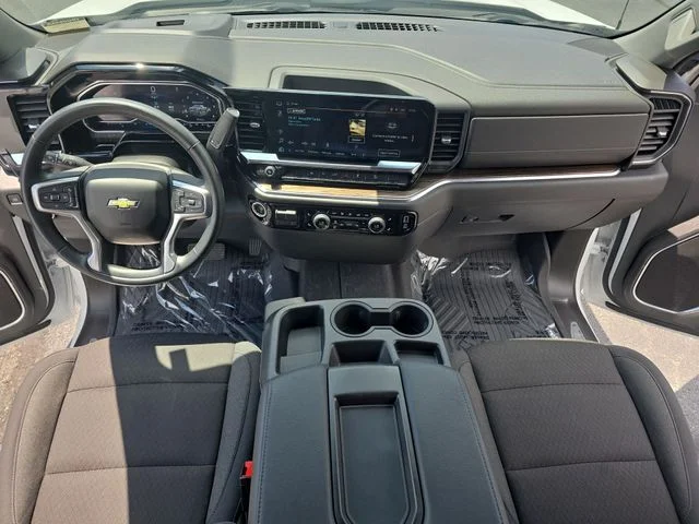 Used 2024 White Chevrolet LT image 10