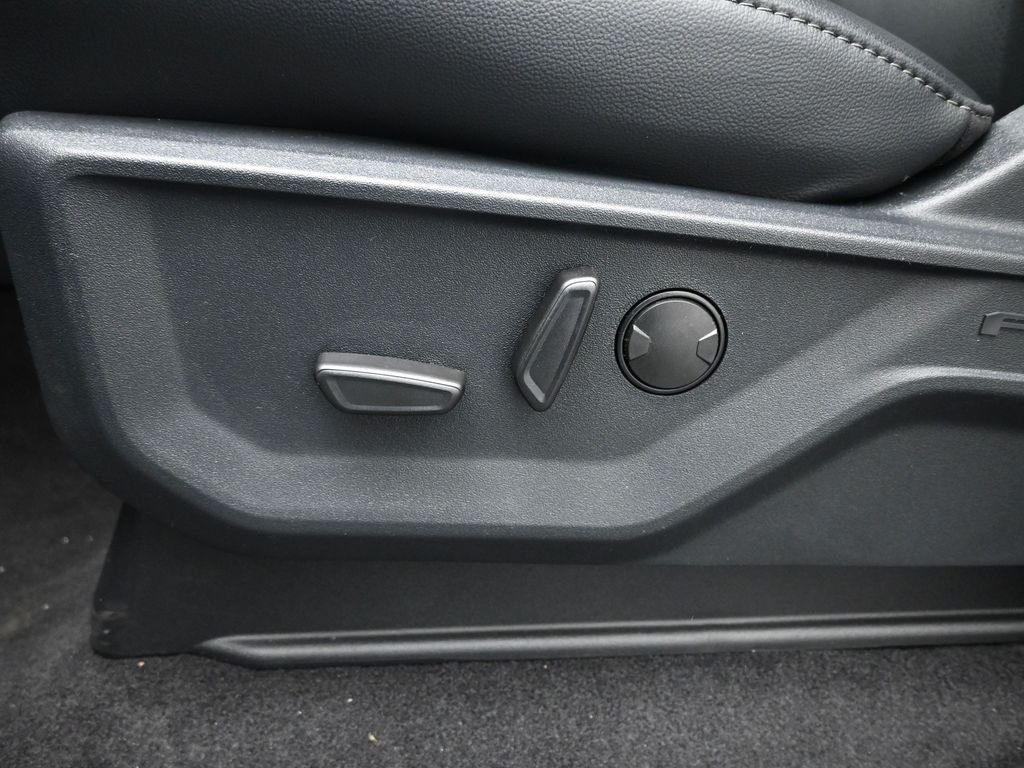 New 2026 Agate Black Metallic Ford Lariat image 9