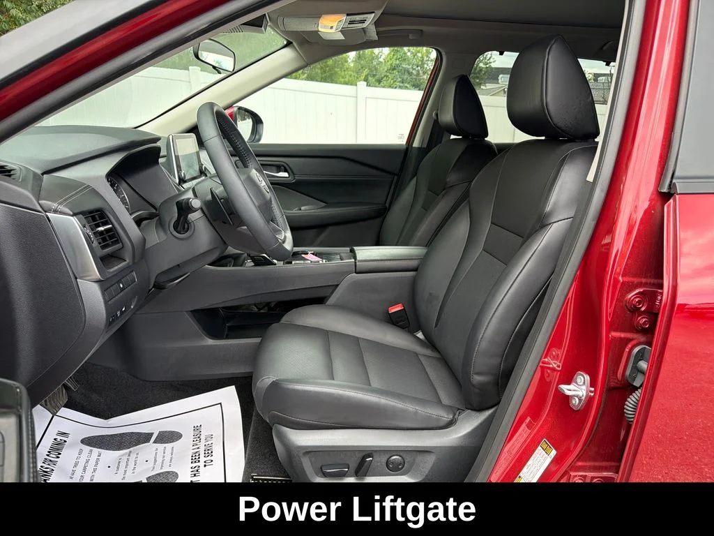 Used 2025 Red Nissan SV image 11