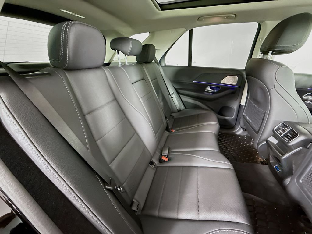 Used 2026 Black Mercedes-Benz GLE 450 image 29