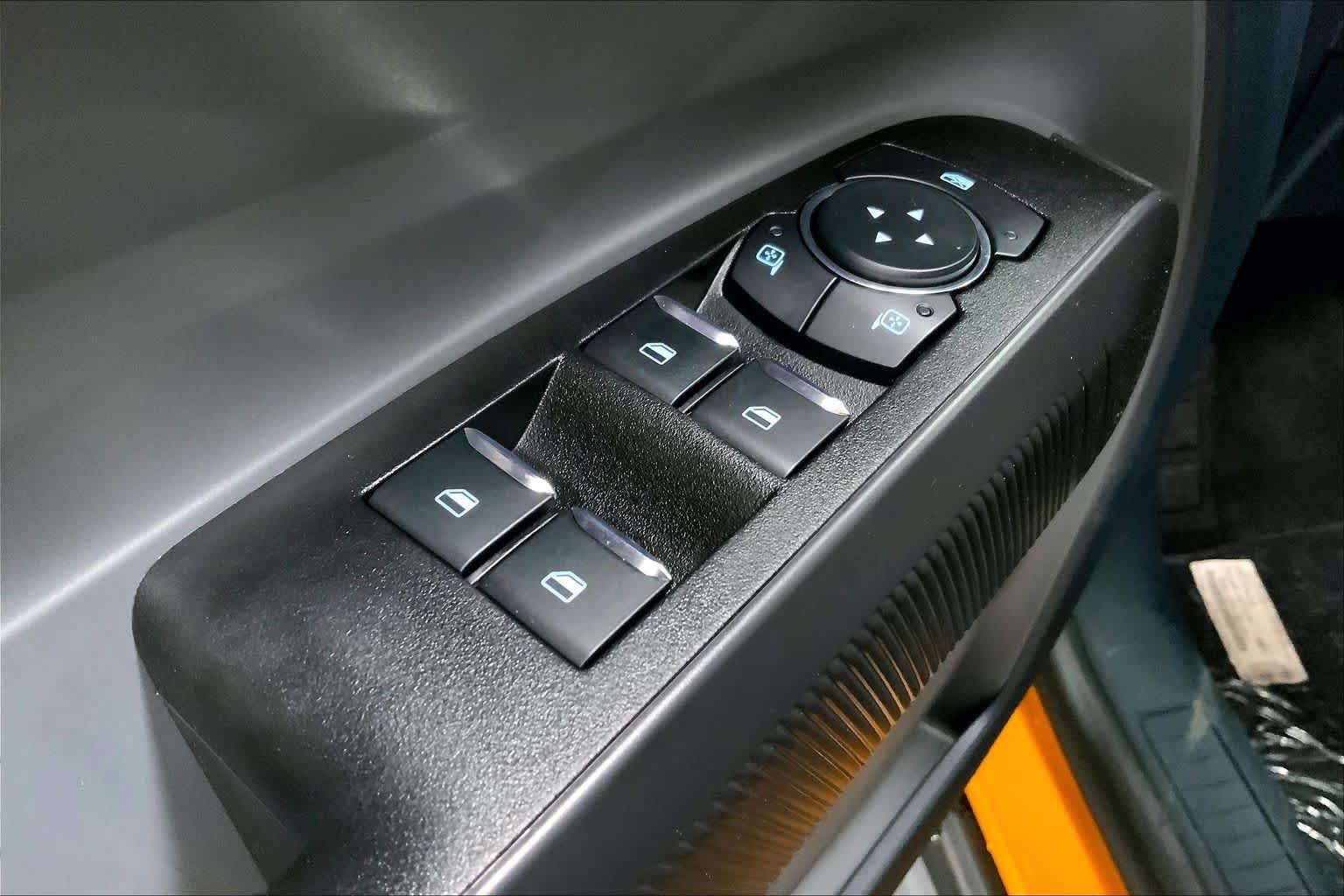 New 2026 Orange Fury Metallic Tri-Coat Ford XLT image 17
