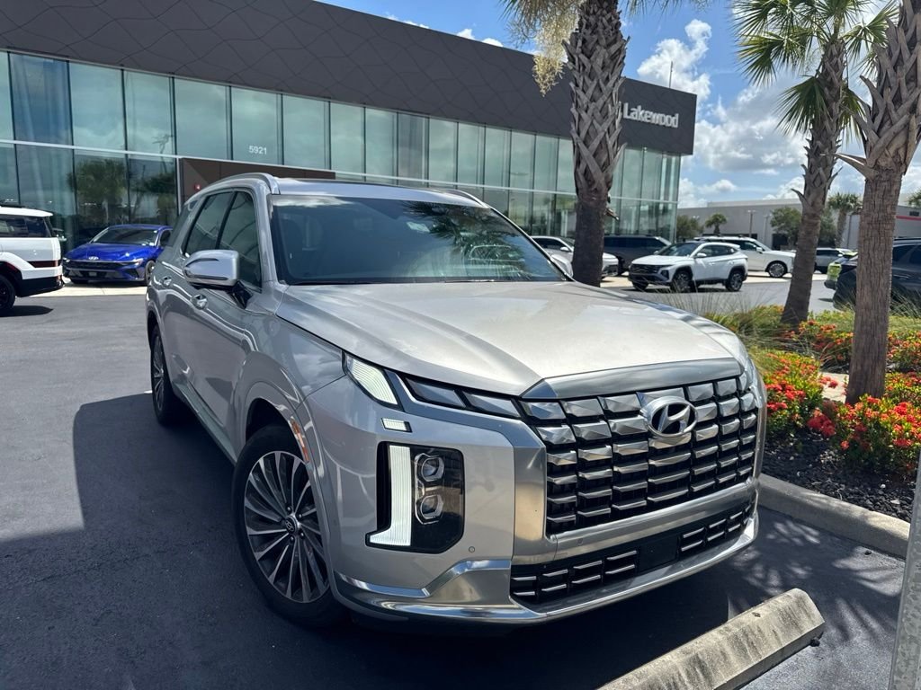 Used 2024 Silver Hyundai Calligraphy image 8