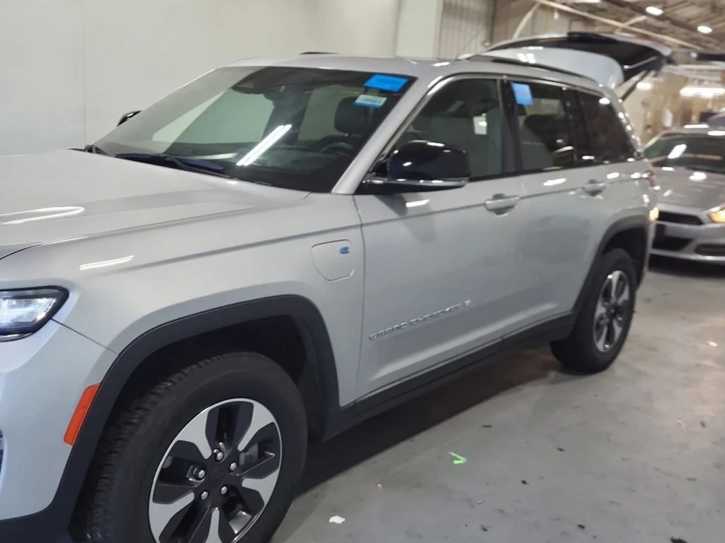 Certified Used 2024 Silver Jeep 4xe image 15
