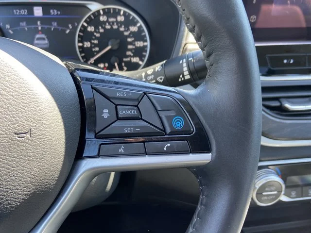 2025 Nissan Altima SL - Photo 18