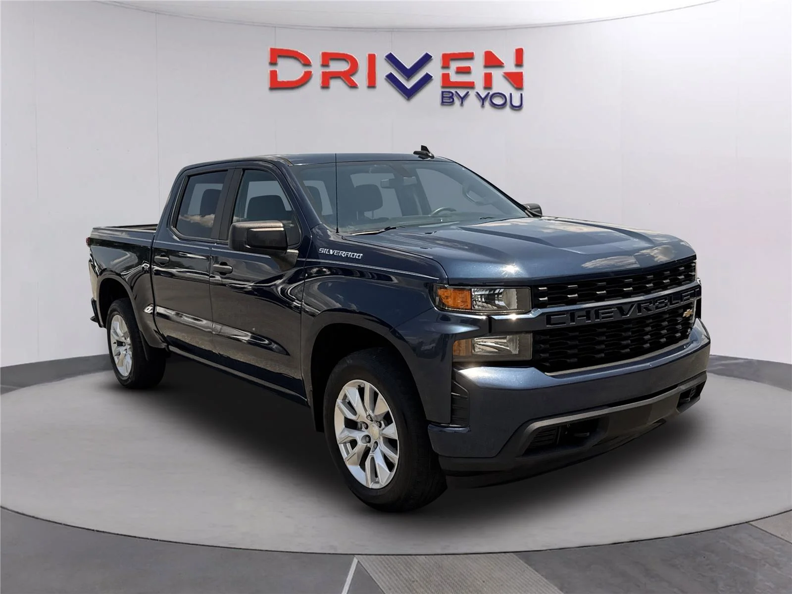 Used 2021 NORTHSKY BLUE METALLIC Chevrolet Custom image 2