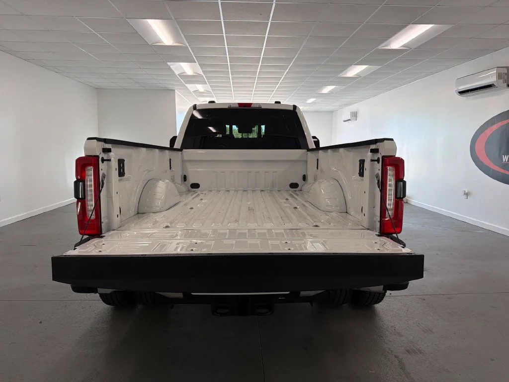 Used 2024 White Ford Lariat image 7