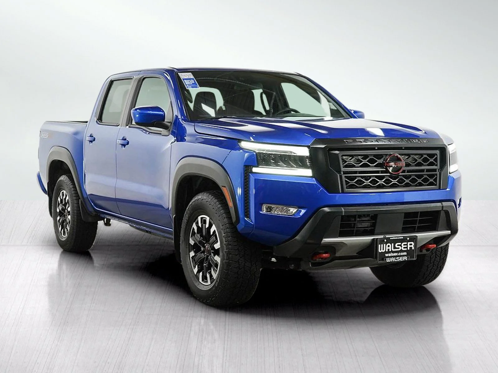 Used 2024 Bluestone Pearl Nissan PRO-4X image 9