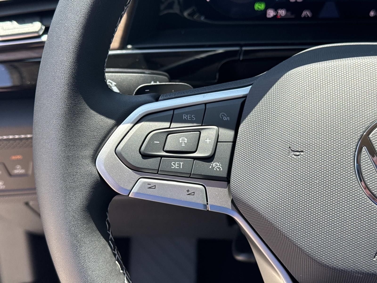 New 2026 Silver Volkswagen 2.0T SE image 14