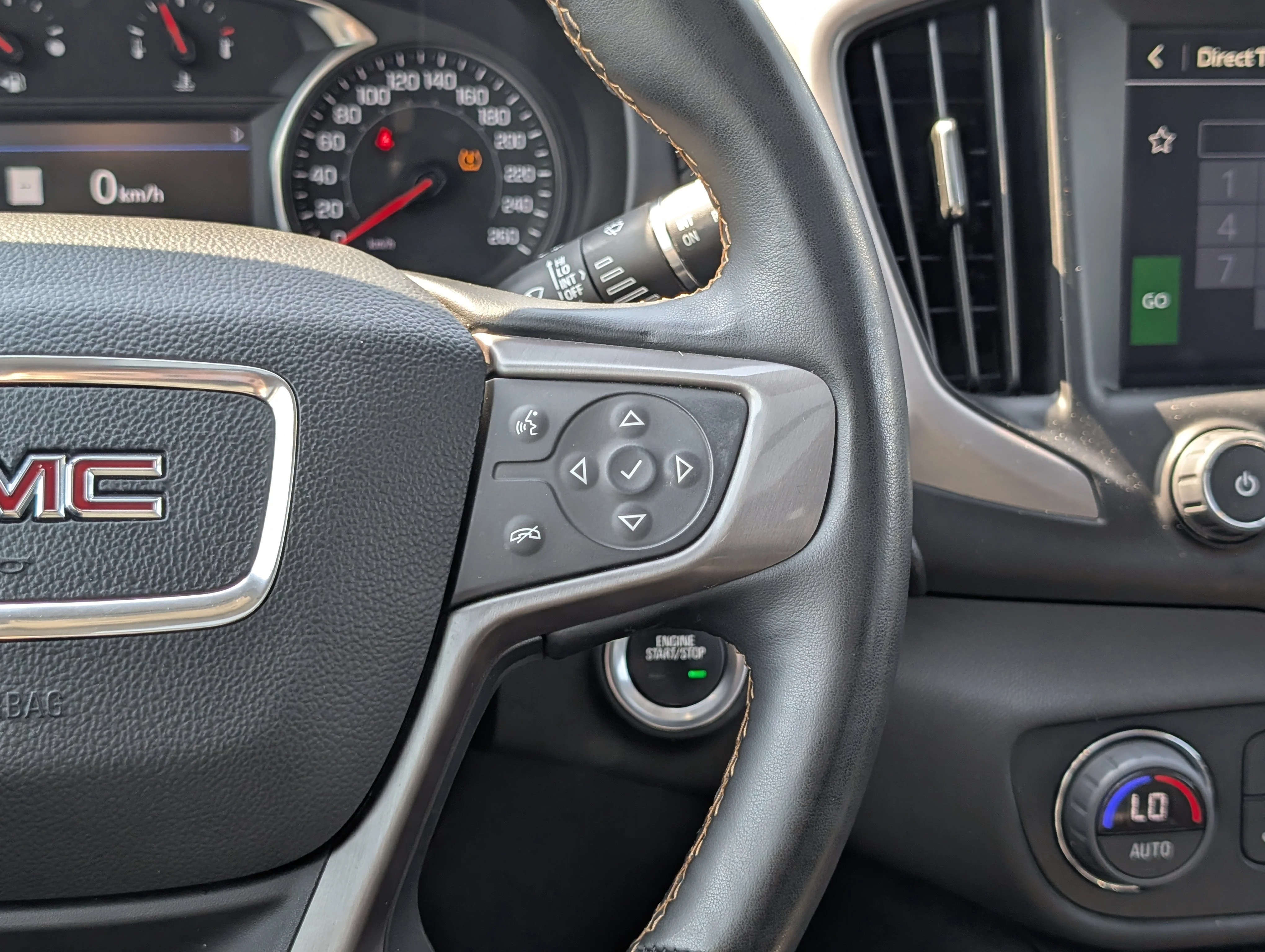 Used 2024 Summit White GMC AT4 image 27