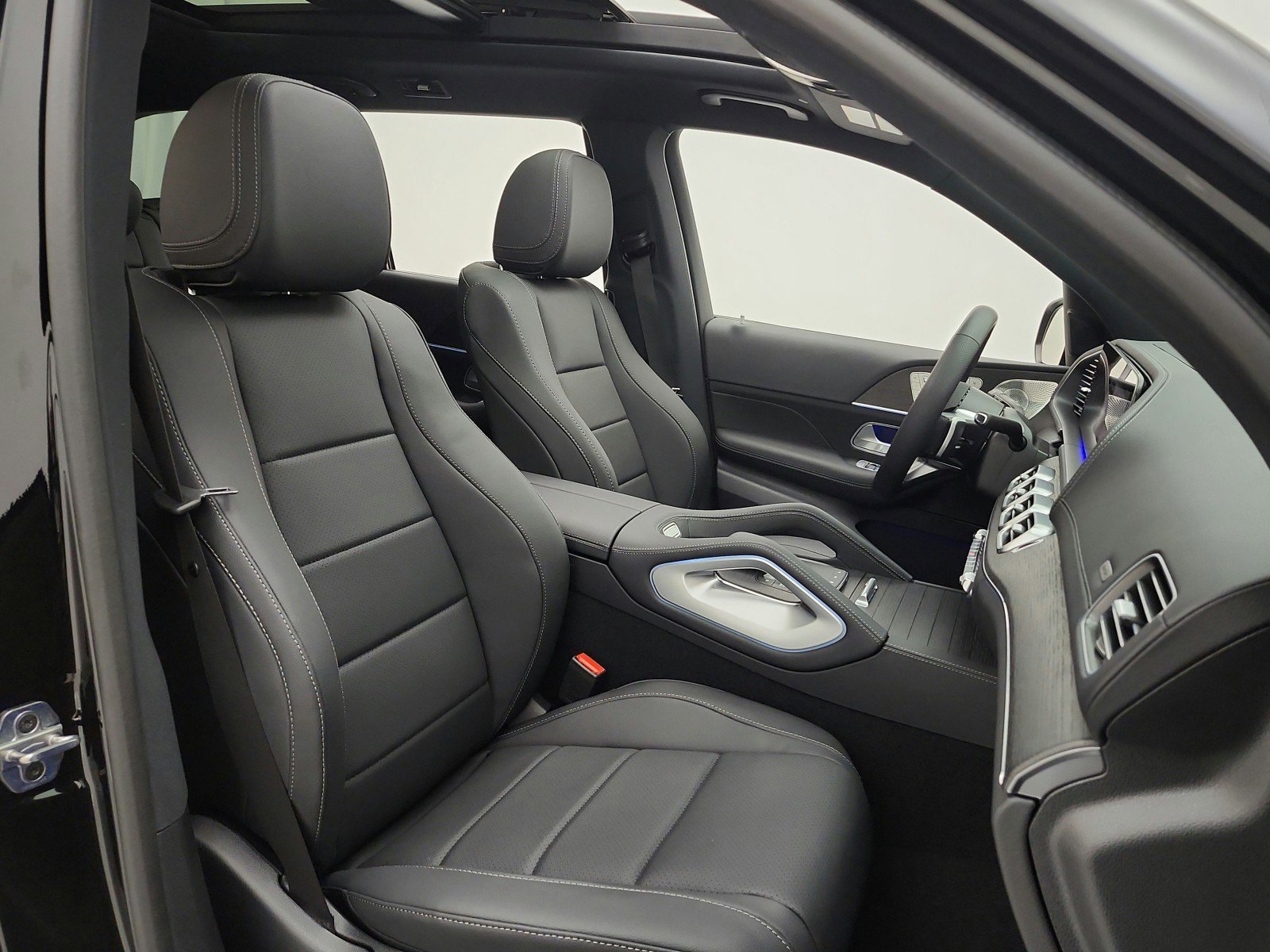 New 2026 Obsidian Black Metallic Mercedes-Benz GLS 450 4MATIC® SUV image 35