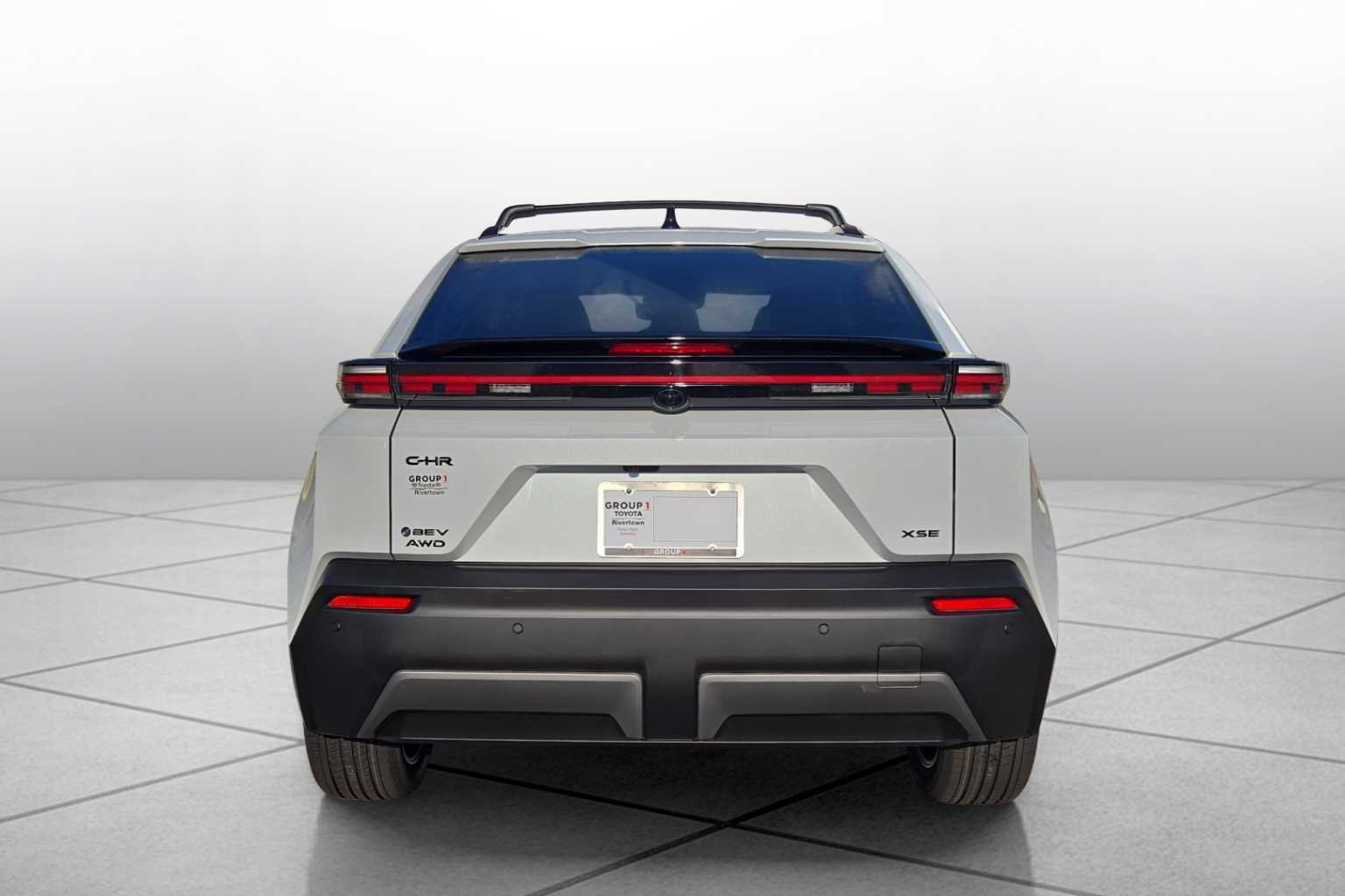 New 2026 Wind Chill Pearl Toyota XSE image 4