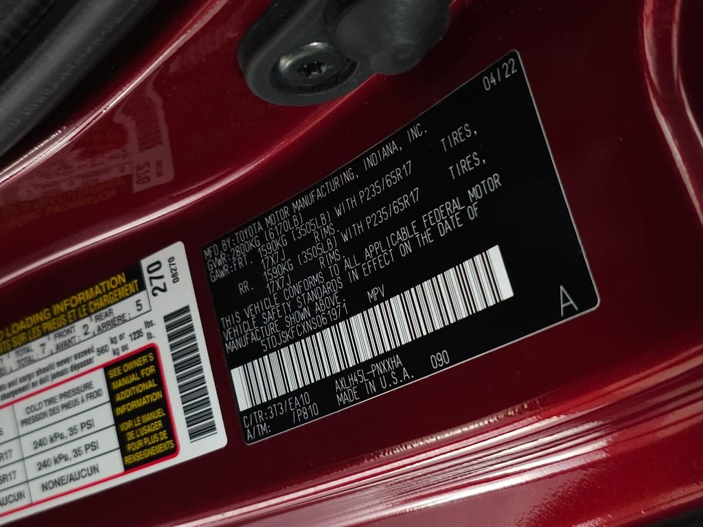 Used 2022 Pearl Toyota XLE image 36