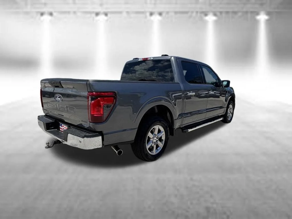 Certified Used 2025 Gray Metallic Ford XLT image 4