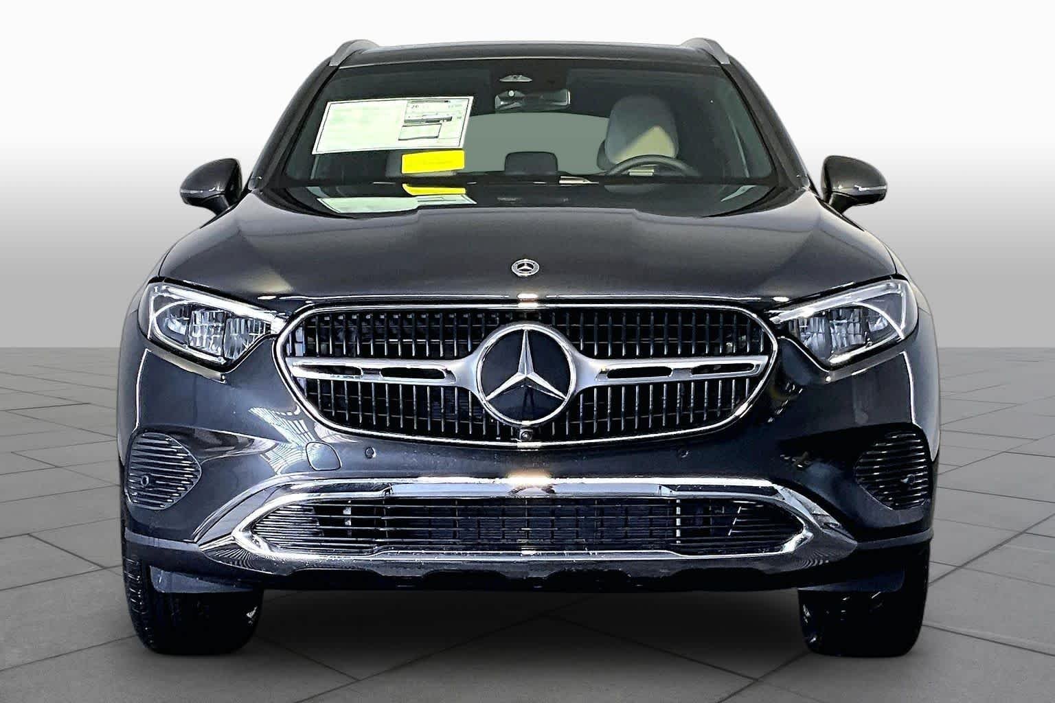 New 2026 Graphite Grey Metallic Mercedes-Benz GLC 300 image 2