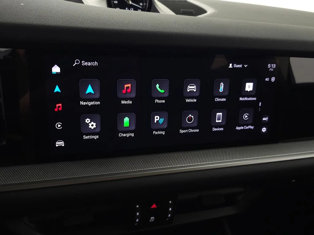 Used 2025  Porsche Base image 25