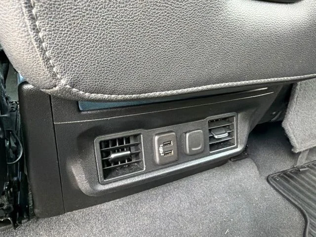 Used 2022 White Chevrolet LT image 18