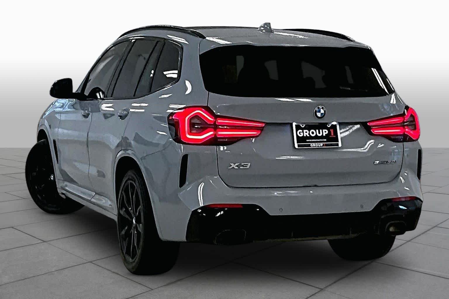Used 2024 Brooklyn Grey Metallic BMW sDrive30i image 11