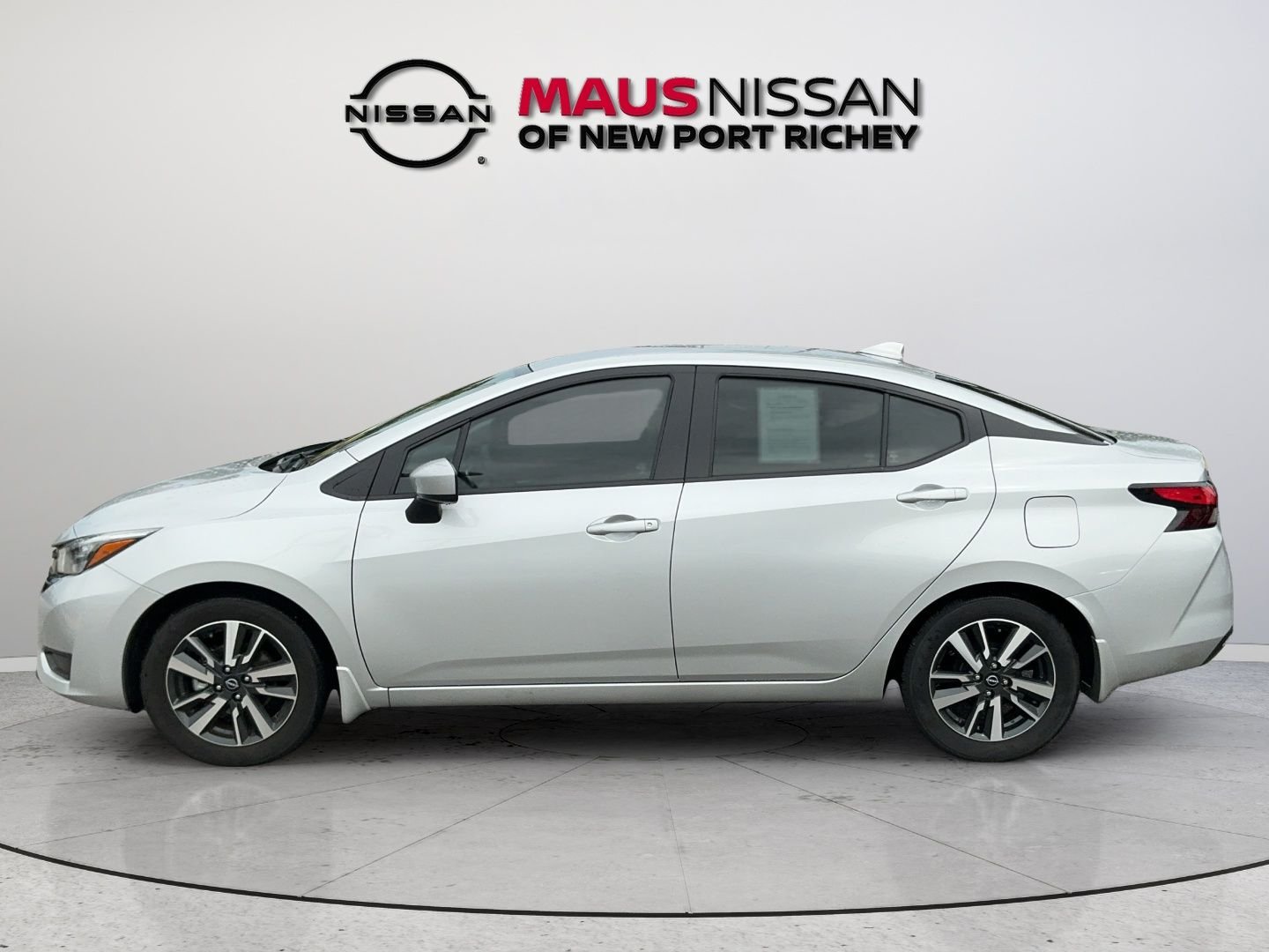Certified Used 2025 Silver Nissan 1.6 SV image 5