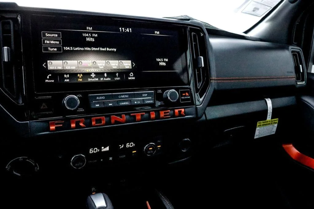 2025 Nissan Frontier PRO-4X - Photo 15